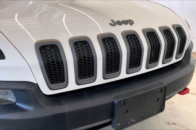 Thumbnail: 2016 Jeep Cherokee - 35
