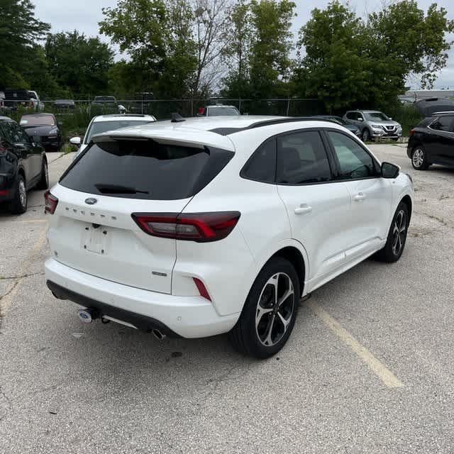 Thumbnail: 2023 Ford Escape - 7