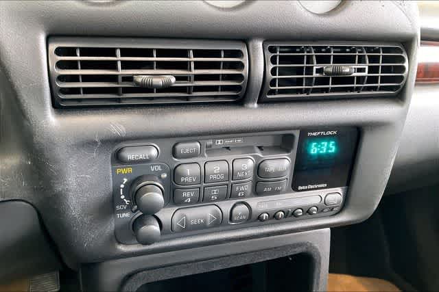 Thumbnail: 1995 Chevrolet Monte Carlo - 28