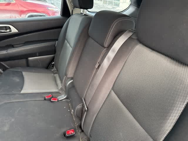 Thumbnail: 2020 Nissan Pathfinder - 10