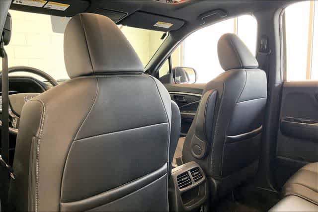 Thumbnail: 2023 Honda Passport - 12