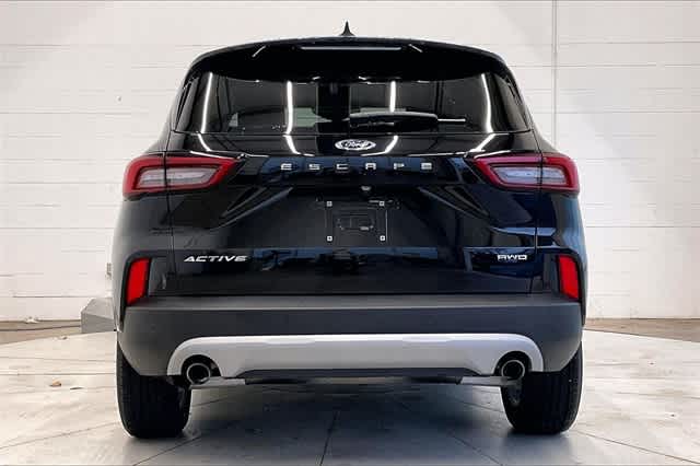 Thumbnail: 2023 Ford Escape - 6