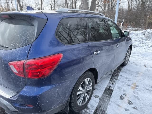 Thumbnail: 2020 Nissan Pathfinder - 5