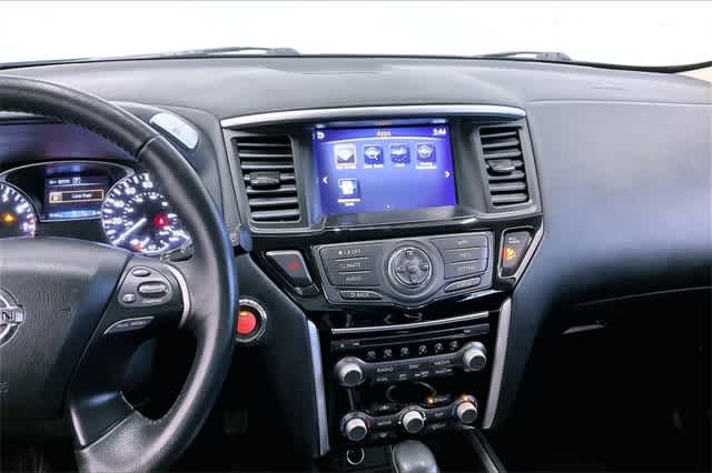 Thumbnail: 2020 Nissan Pathfinder - 16