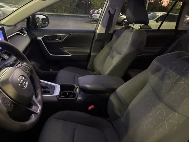 Thumbnail: 2023 Toyota RAV4 - 11