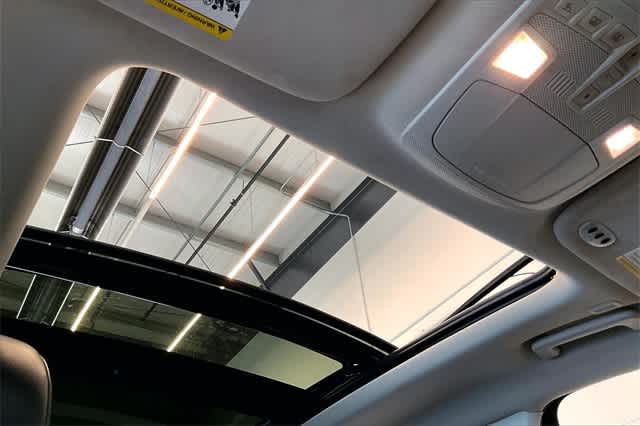 Thumbnail: 2021 Ford Edge - 34