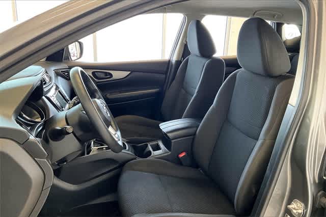 Thumbnail: 2019 Nissan Rogue Sport - 12