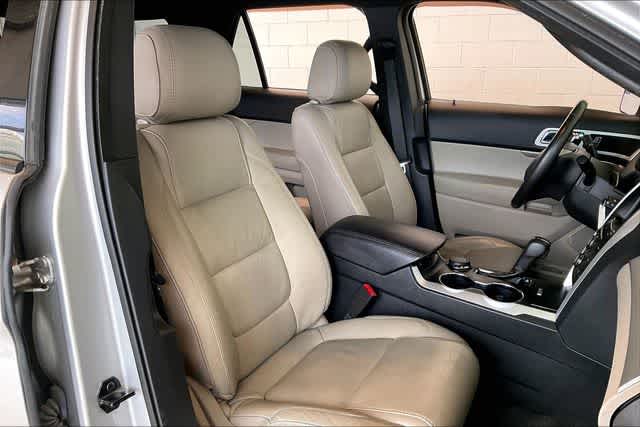 Thumbnail: 2014 Ford Explorer - 15