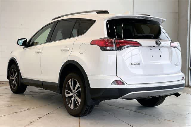 Thumbnail: 2018 Toyota RAV4 - 4