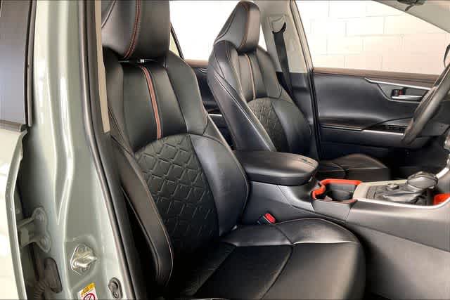 Thumbnail: 2019 Toyota RAV4 - 15