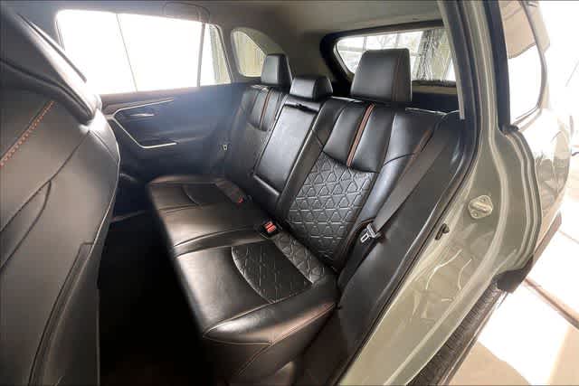 Thumbnail: 2019 Toyota RAV4 - 14