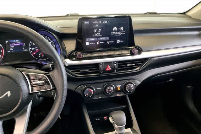 Thumbnail: 2023 Kia Forte - 17