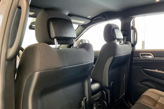 2020 Jeep Grand Cherokee Laredo 13
