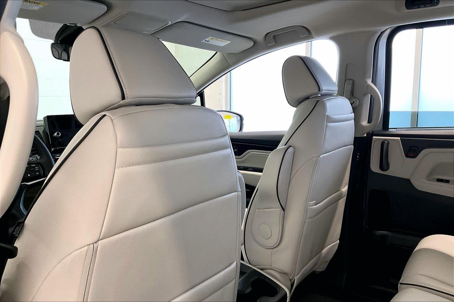 Thumbnail: 2026 Honda Odyssey - 12