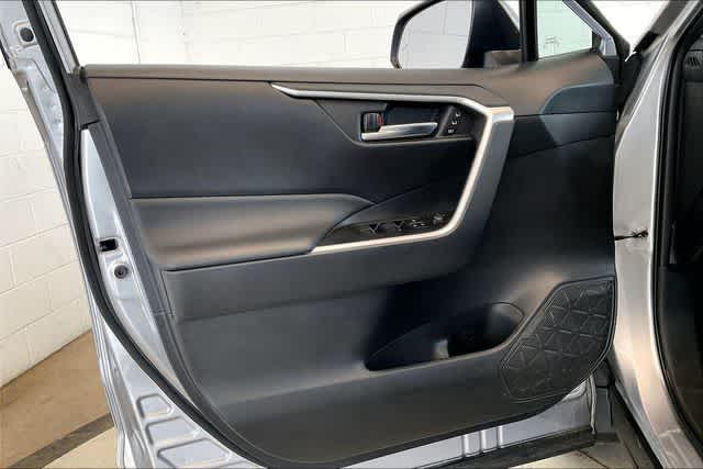 Thumbnail: 2023 Toyota RAV4 - 30