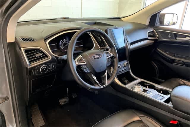Thumbnail: 2021 Ford Edge - 3