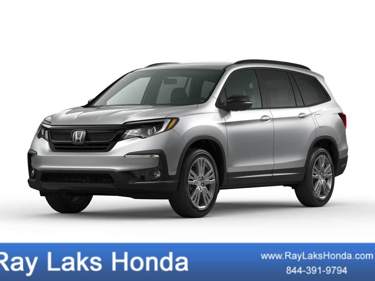 2022 Honda Pilot Sport Hero Image