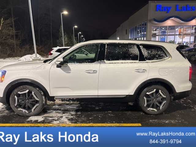 2025 Kia Telluride S's photo