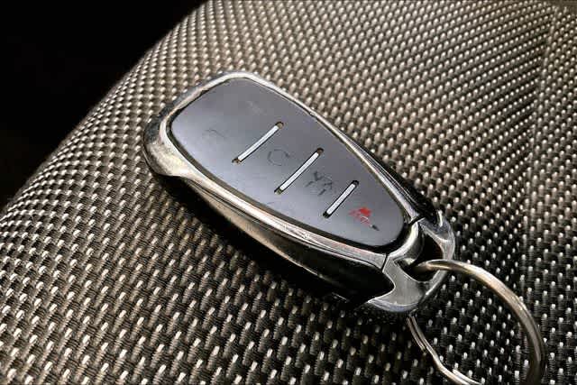 Thumbnail: 2018 Chevrolet Traverse - 21