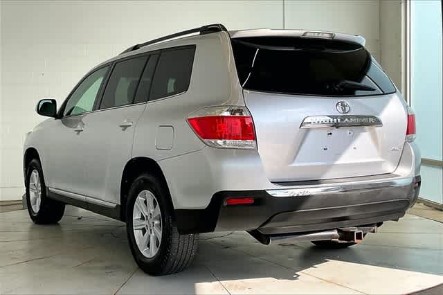 Thumbnail: 2012 Toyota Highlander - 5