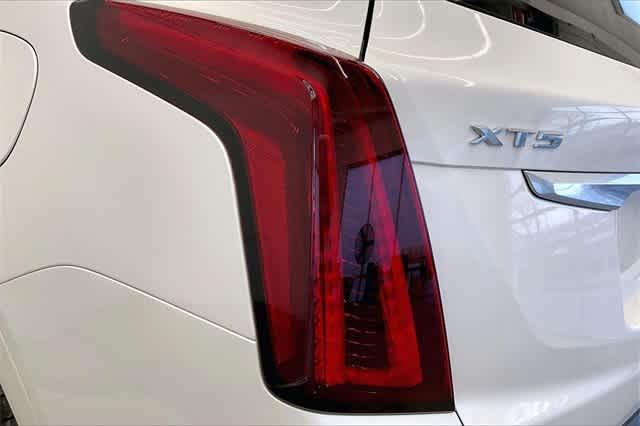 Thumbnail: 2021 Cadillac XT5 - 33