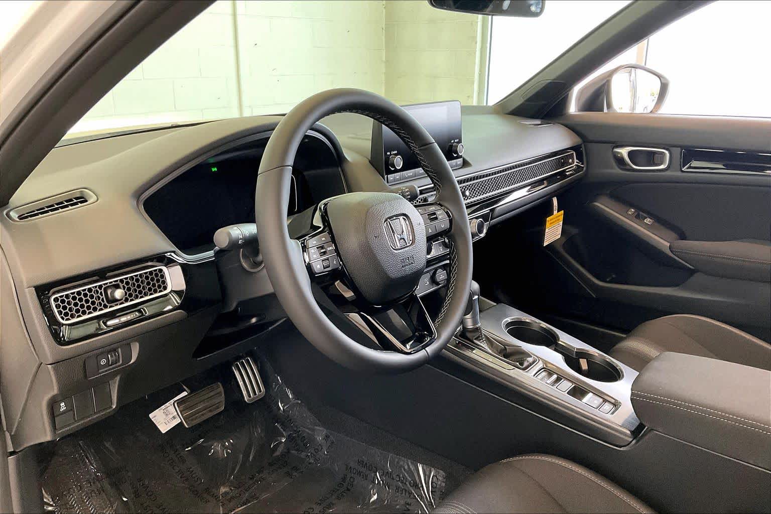 2026 Honda Civic Hatchback Sport - Photo 2