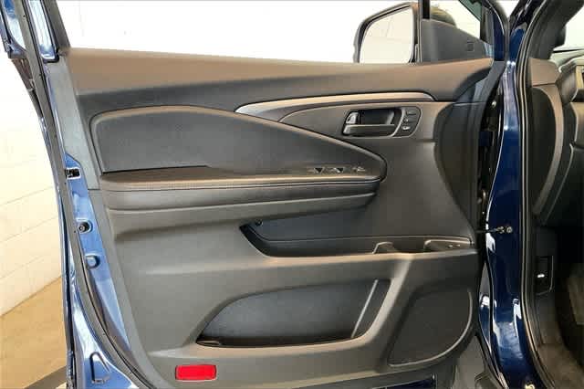 Thumbnail: 2022 Honda Passport - 30