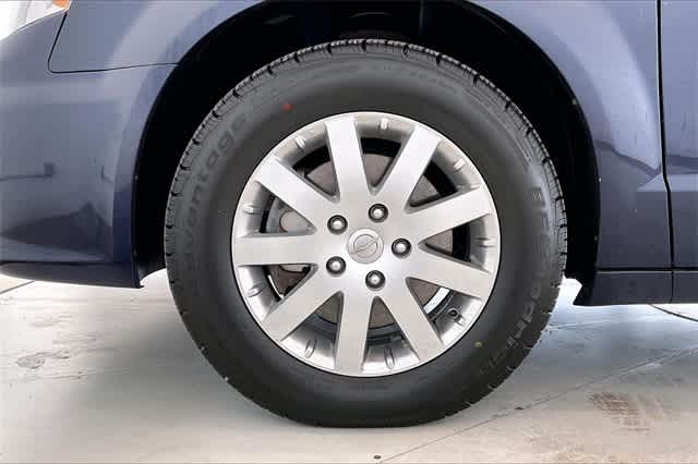 2015 Chrysler Town & Country Touring 8
