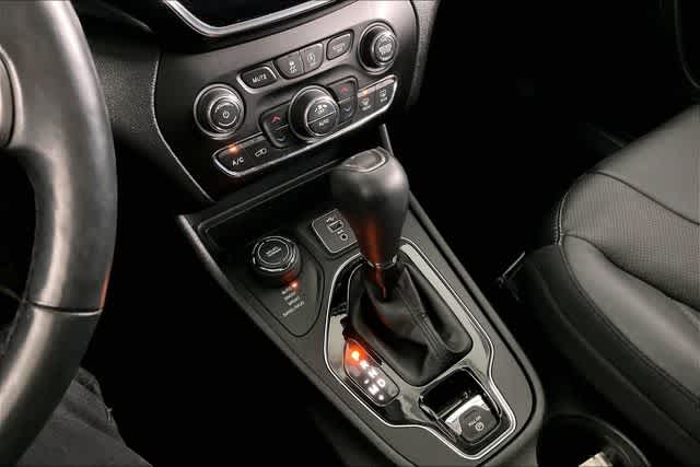 Thumbnail: 2021 Jeep Cherokee - 18