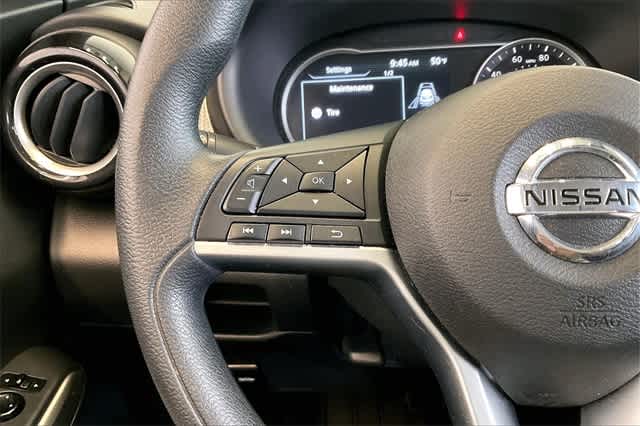 Thumbnail: 2020 Nissan Kicks - 27