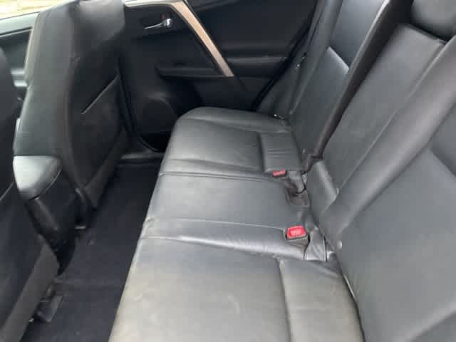 Thumbnail: 2015 Toyota RAV4 - 11