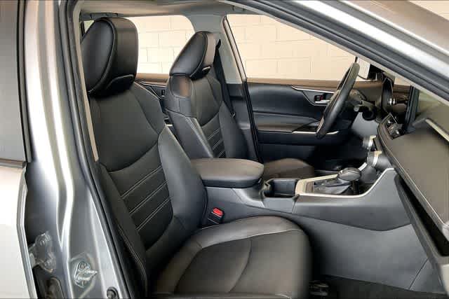 Thumbnail: 2023 Toyota RAV4 - 15