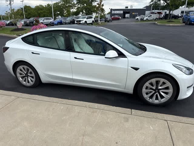 Thumbnail: 2022 Tesla Model 3 - 4