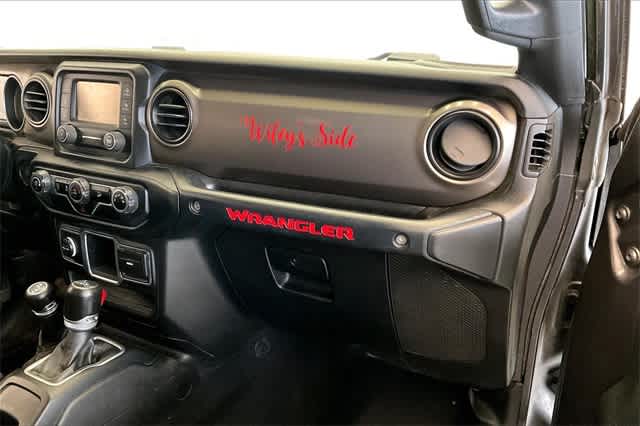 Thumbnail: 2018 Jeep Wrangler - 24