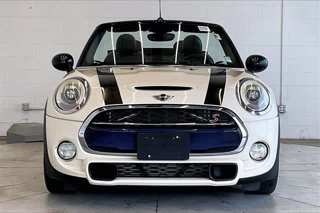 Thumbnail: 2017 MINI Cooper Convertible - 7