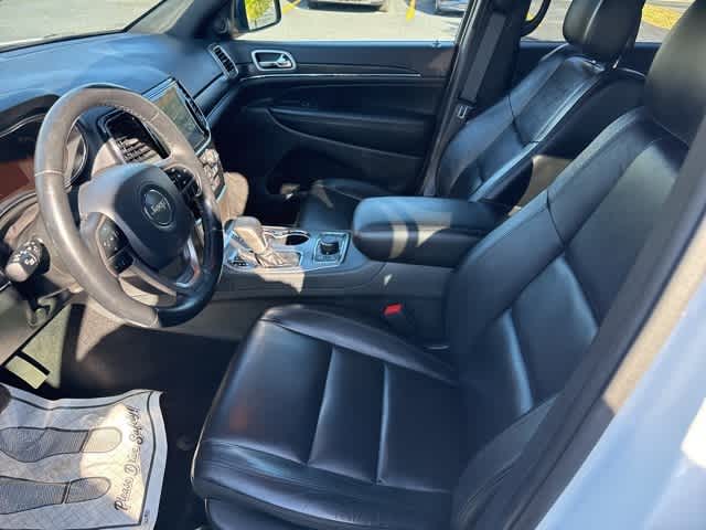 Thumbnail: 2020 Jeep Grand Cherokee - 12