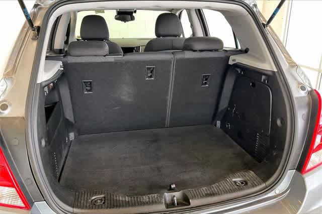 Thumbnail: 2020 Chevrolet Trax - 20