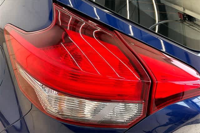 Thumbnail: 2020 Nissan Kicks - 33