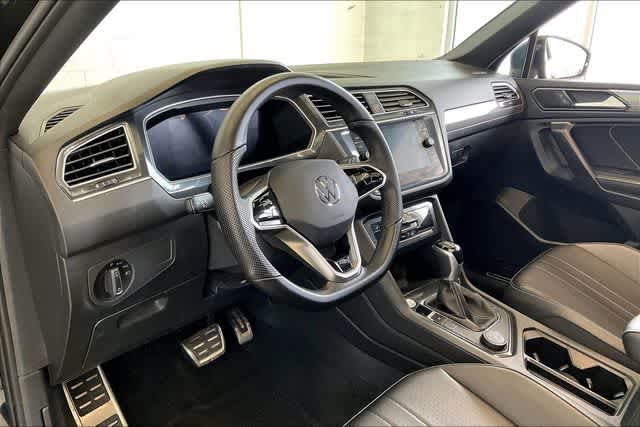 Thumbnail: 2023 Volkswagen Tiguan - 3