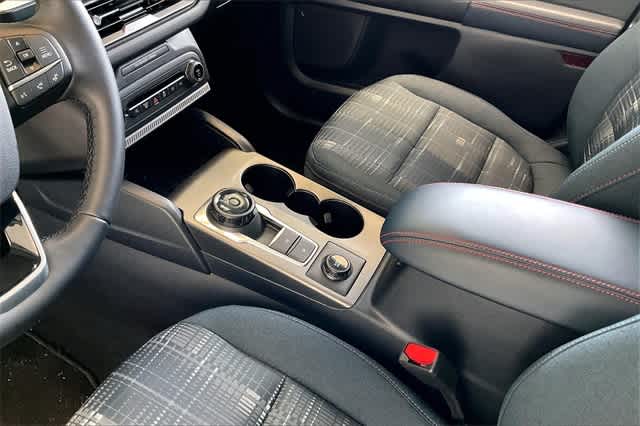 Thumbnail: 2025 Ford Bronco Sport - 18