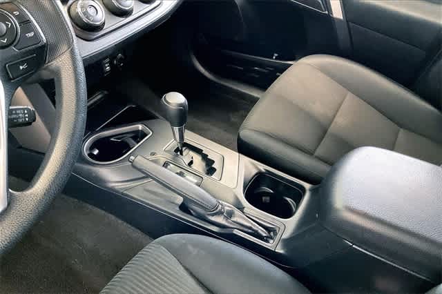 Thumbnail: 2017 Toyota RAV4 - 18