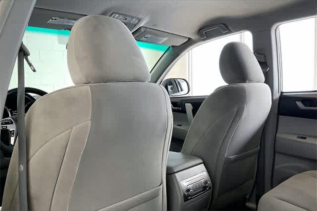 Thumbnail: 2012 Toyota Highlander - 13