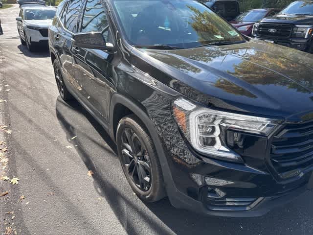 Thumbnail: 2022 GMC Terrain - 3