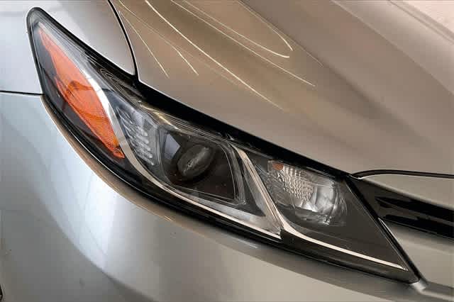 Thumbnail: 2018 Toyota Camry - 32