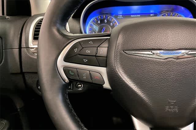 Thumbnail: 2016 Chrysler 300 - 27