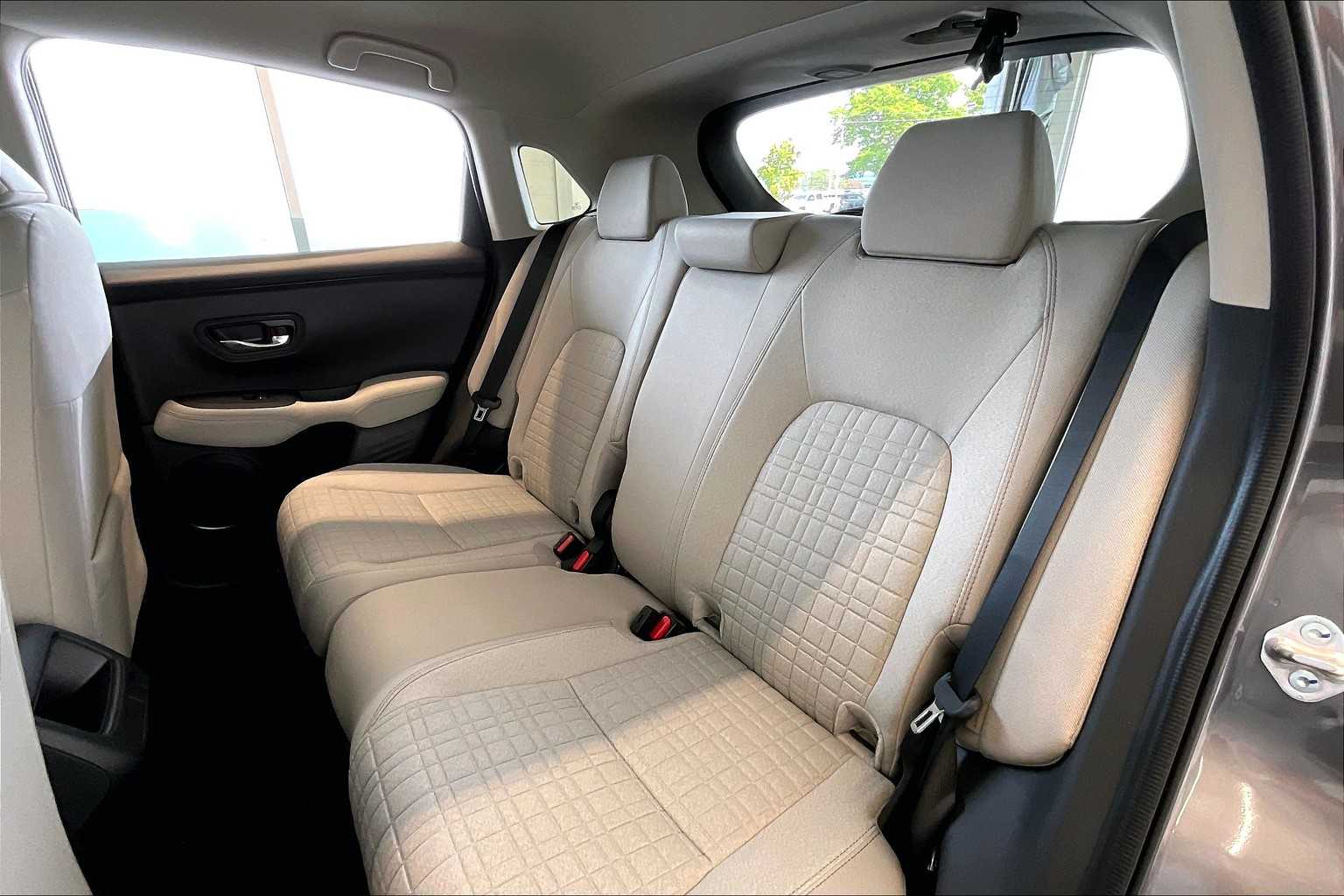 Thumbnail: 2026 Honda HR-V - 13