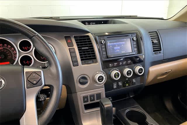 Thumbnail: 2017 Toyota Sequoia - 17