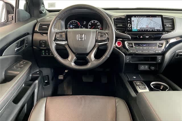 2024 Honda Ridgeline Black Edition 14