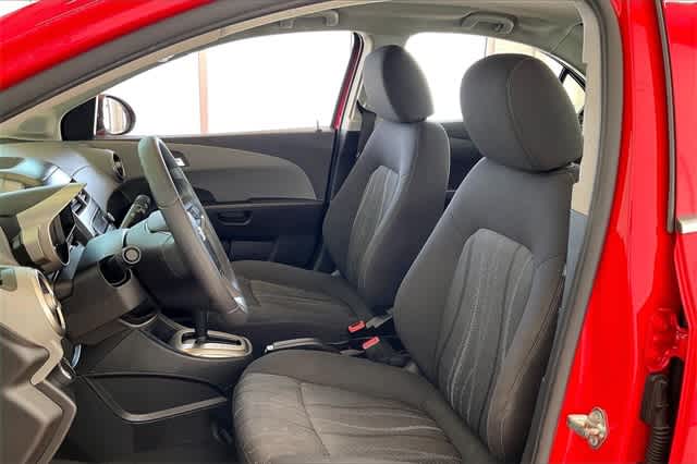 Thumbnail: 2015 Chevrolet Sonic - 12