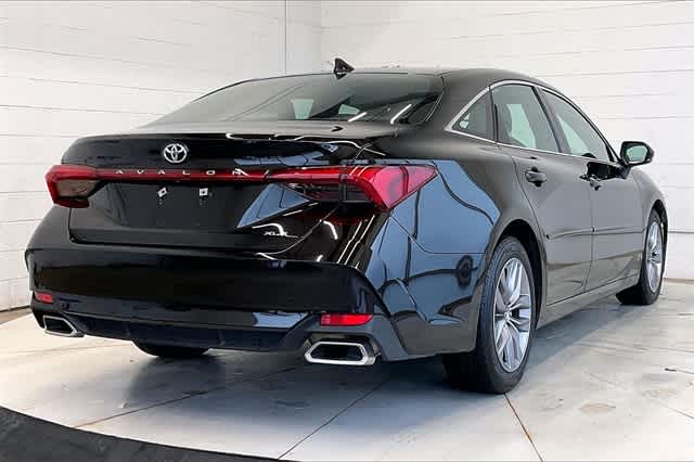 Thumbnail: 2019 Toyota Avalon - 24